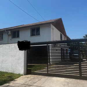 Amplia Casa Con Giro Comercial 6 Privados