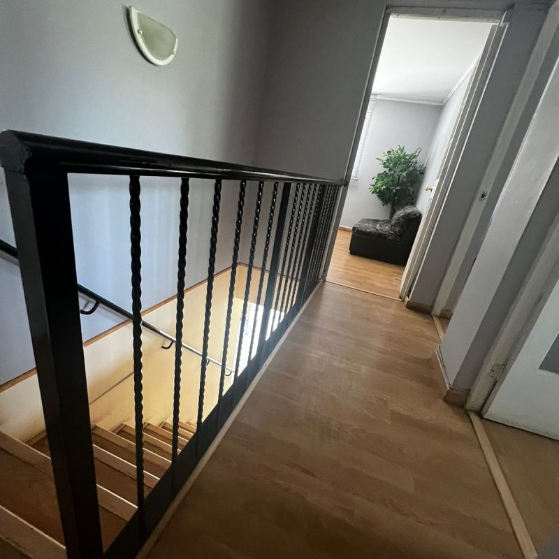 Amplia Casa Con Giro Comercial 6 Privados